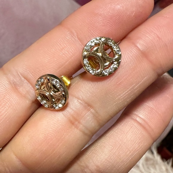 CELINE Gold and Rhinestone small buttons that have been turned into studs - Picture 11 of 15
